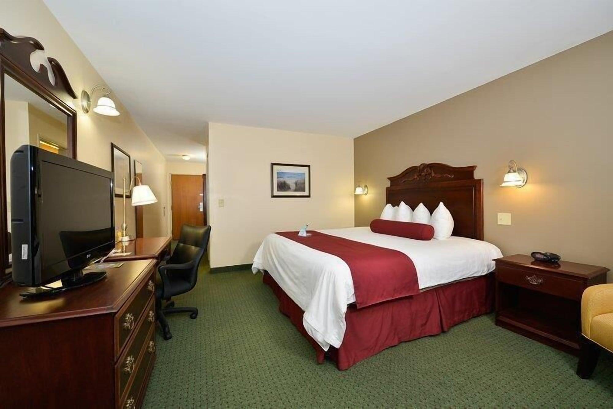 Western The Chequamegon 3*